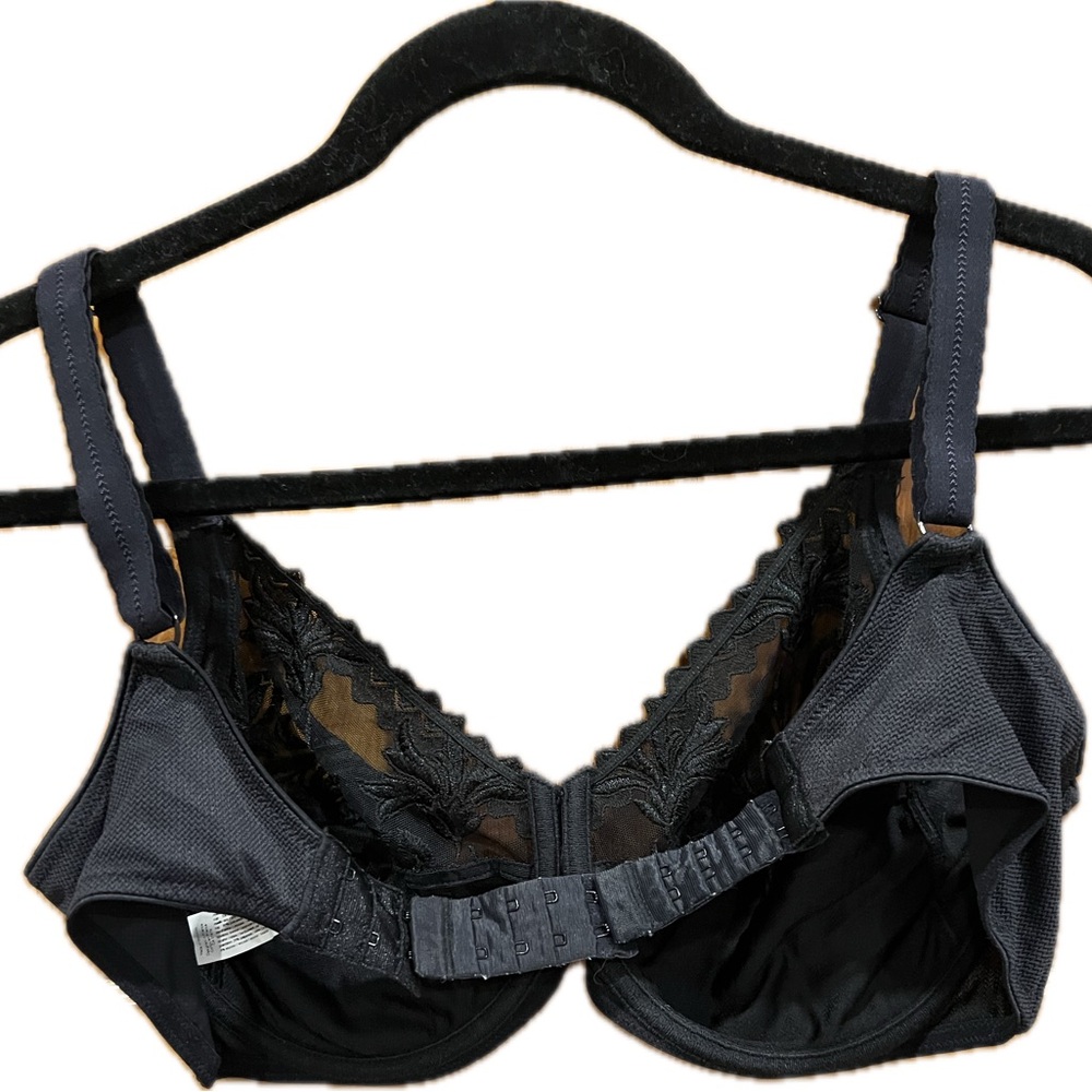 Chantelle Black Floral Lace Underwire Bra 44C - Picture 5 of 7